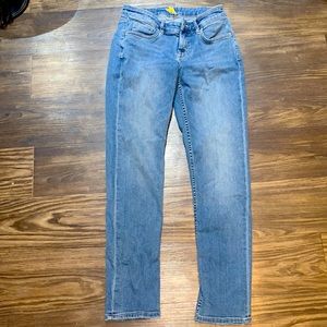 Tommy Bahama women’s jeans slim boyfriend fit